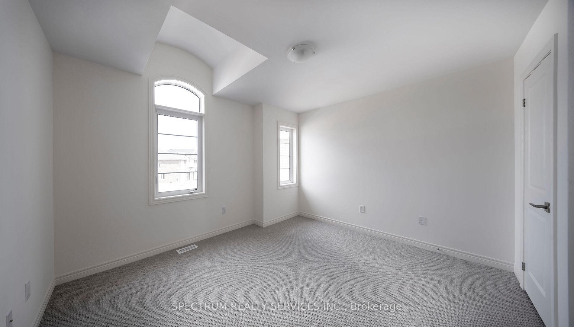 60 Donald Stewart Rd