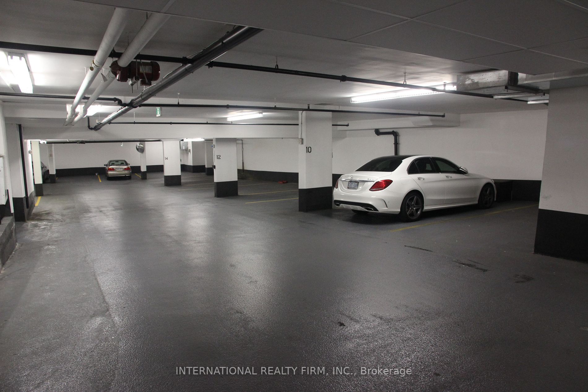 5001 Corporate Drive #704