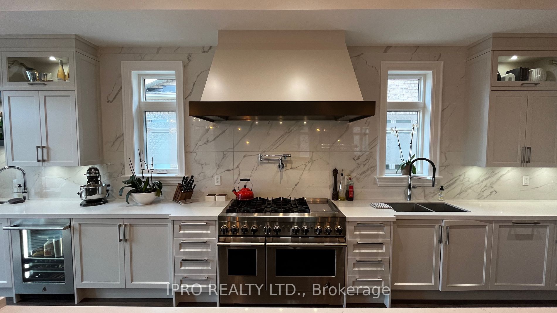 33 Foxtail Crt