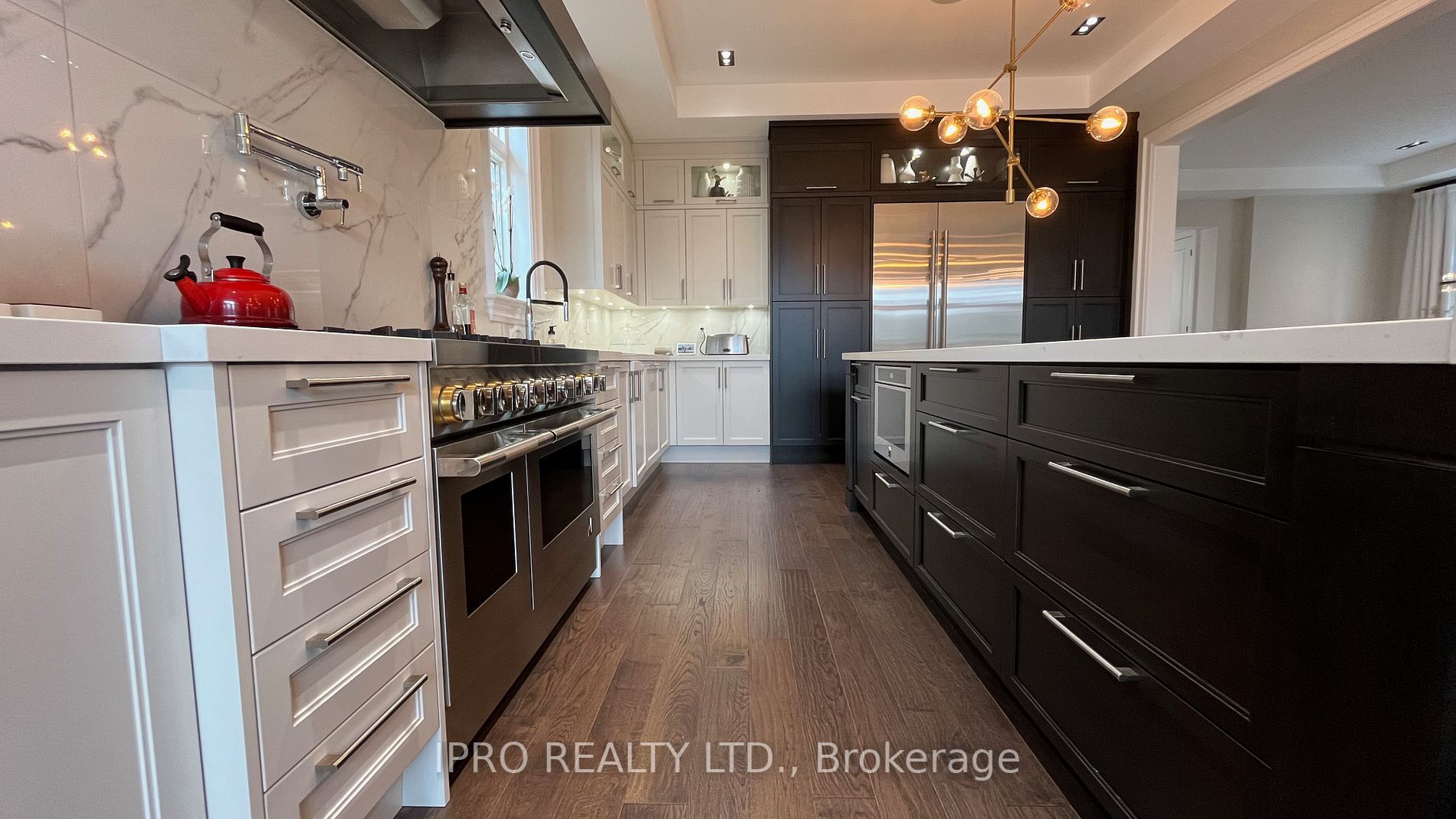 33 Foxtail Crt