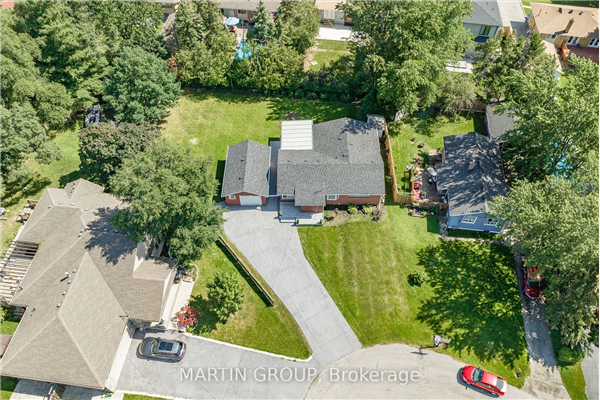 108 Ringwood Rd, Oakville