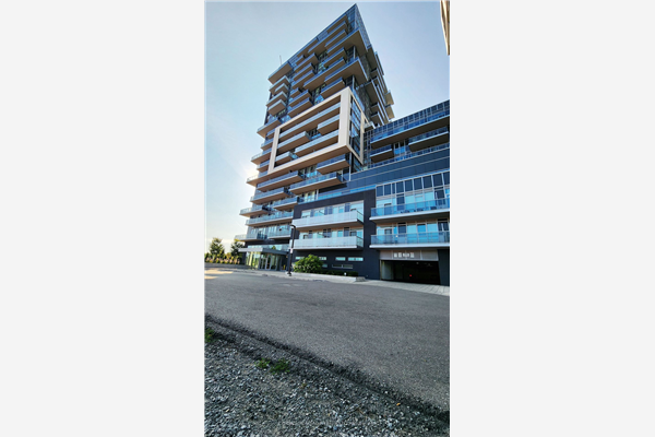 2081 Fairview St, Burlington