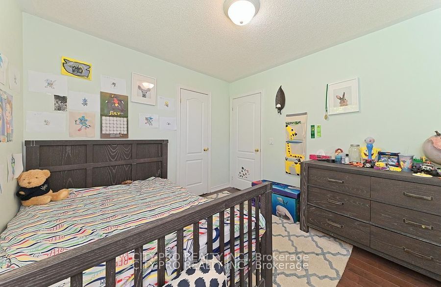 5121 Parkplace Circ