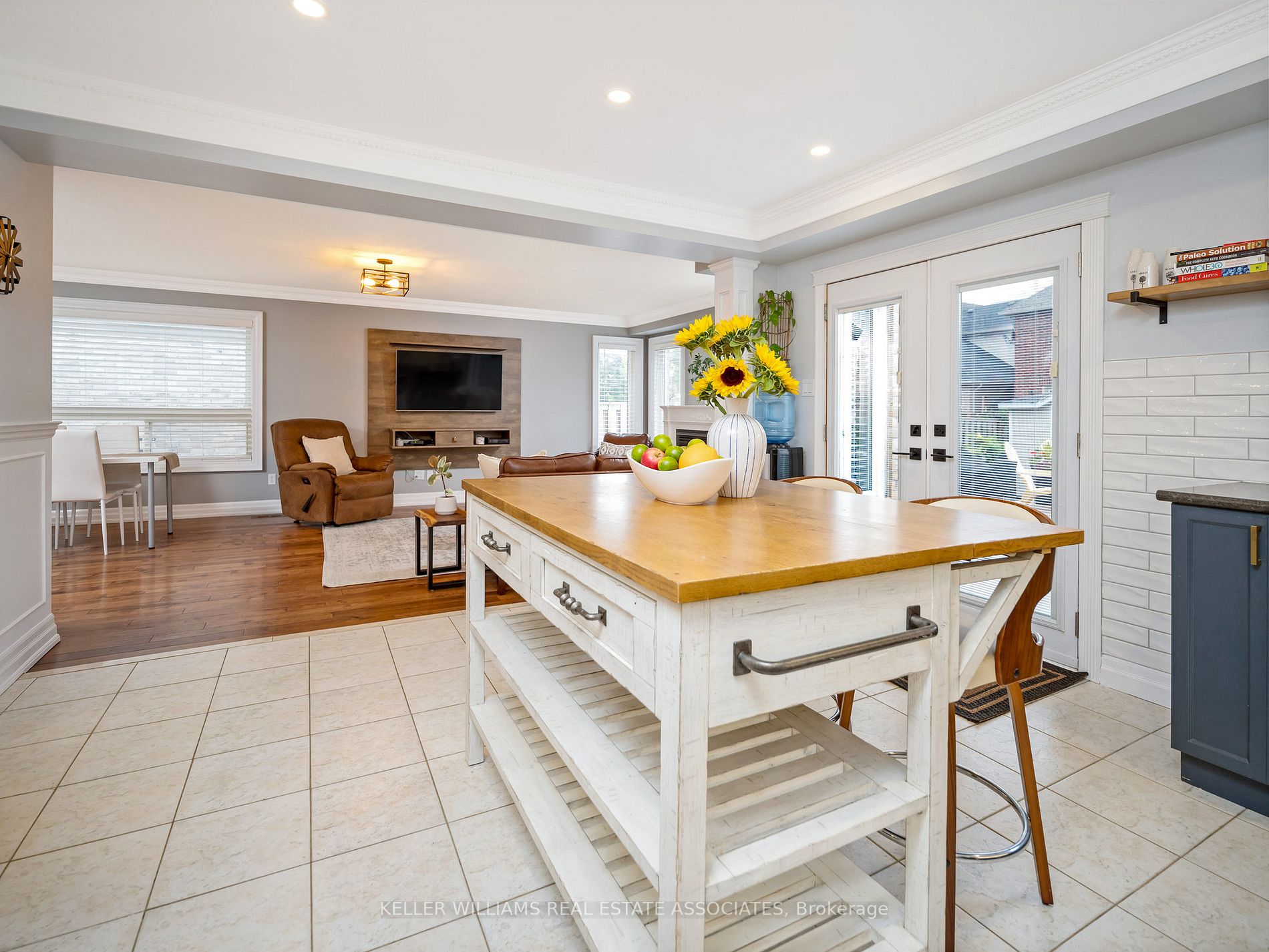1139 Deacon Dr