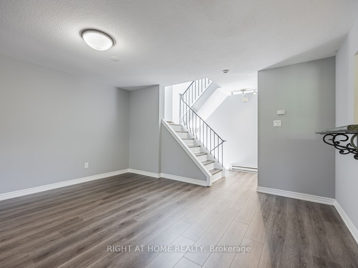 3055 Tomken Rd, #330