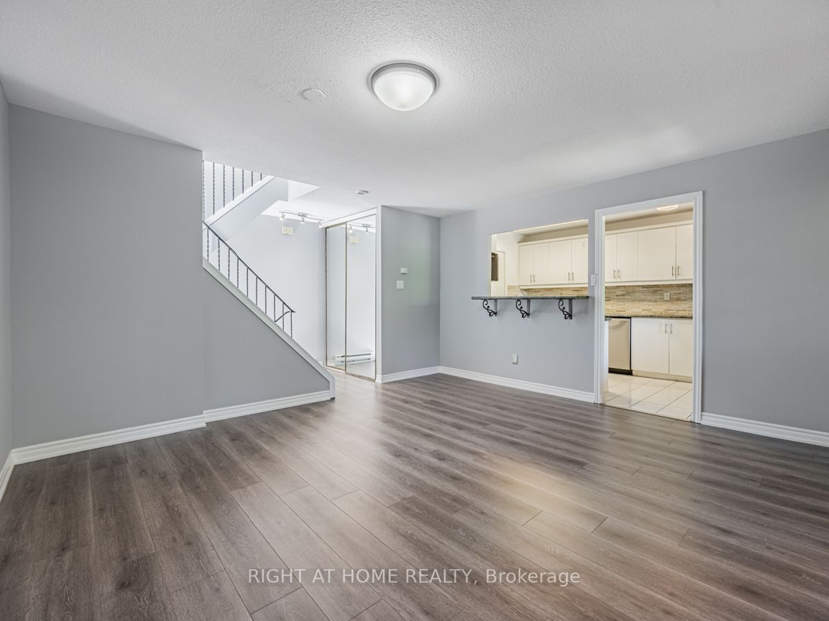 3055 Tomken Rd, #330