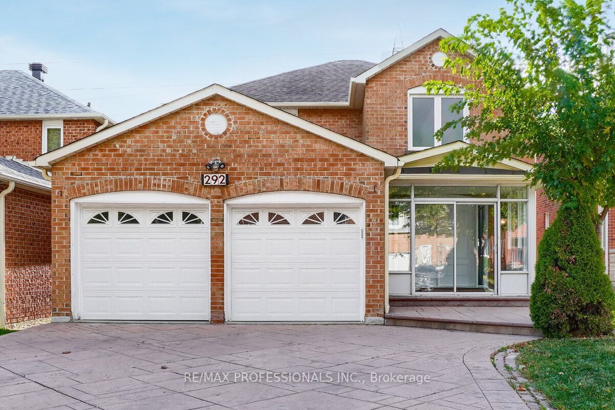 292 Laurentian Ave