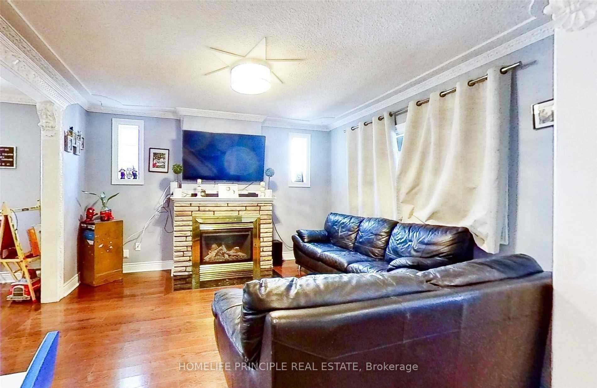 1610 Weston Rd