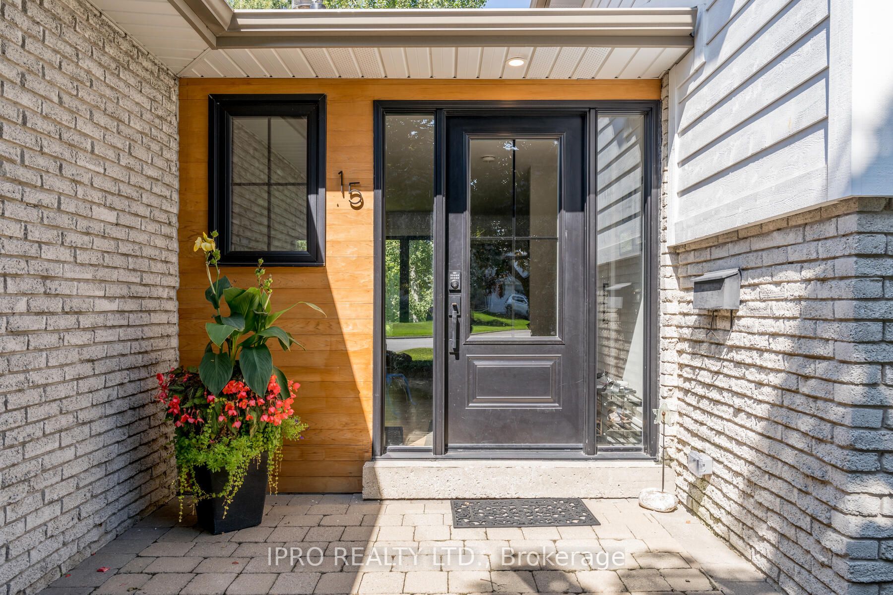 15 Fairview Pl
