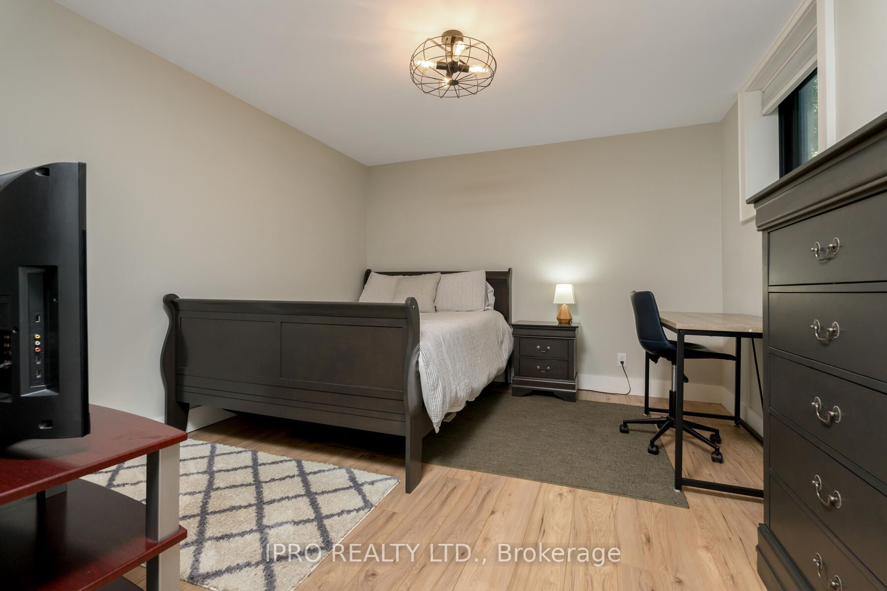 15 Fairview Pl