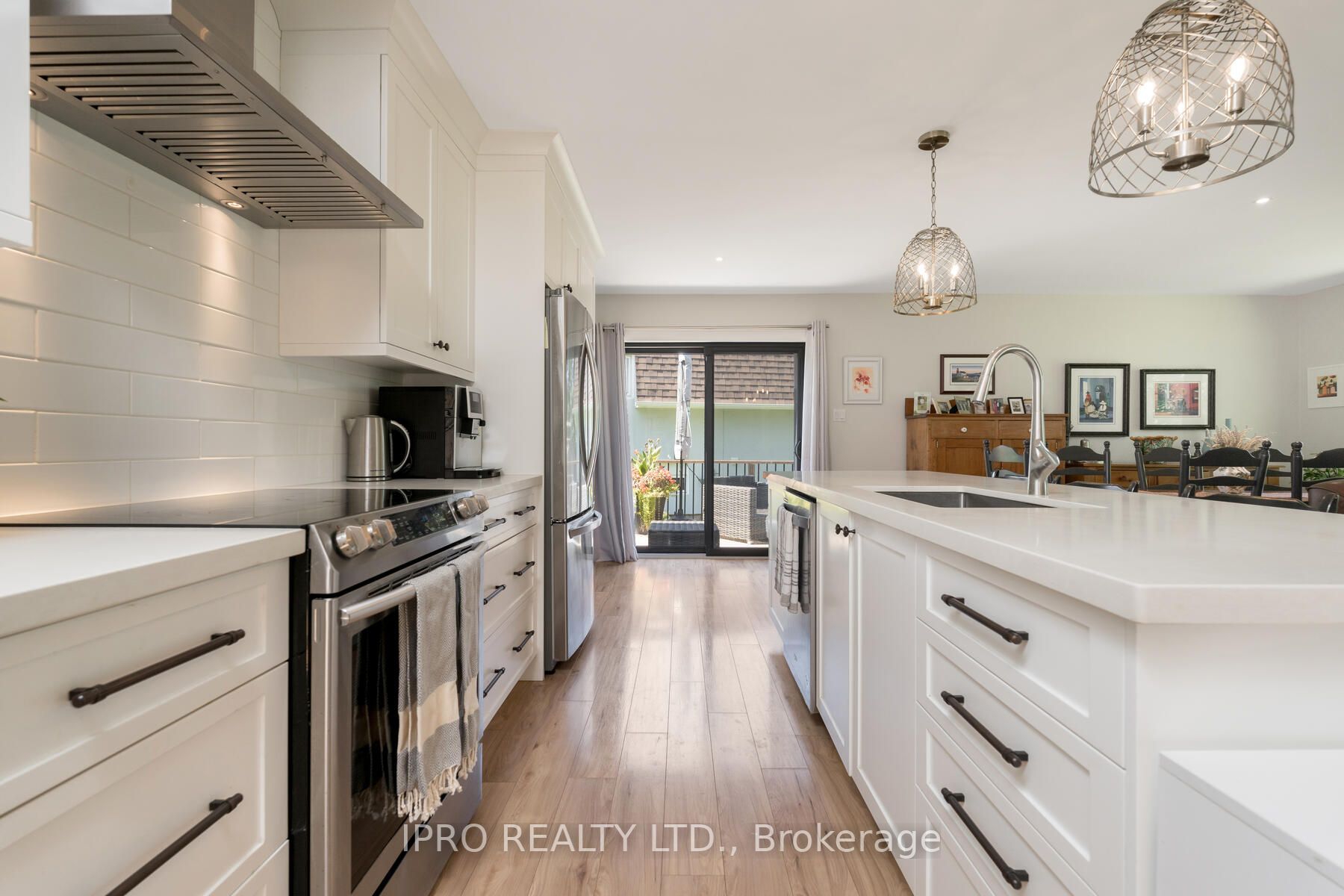 15 Fairview Pl