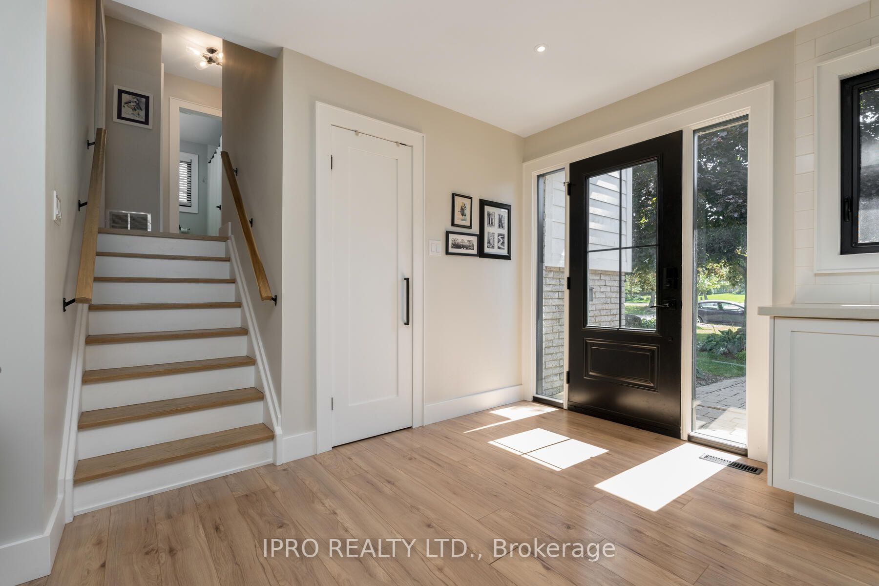 15 Fairview Pl