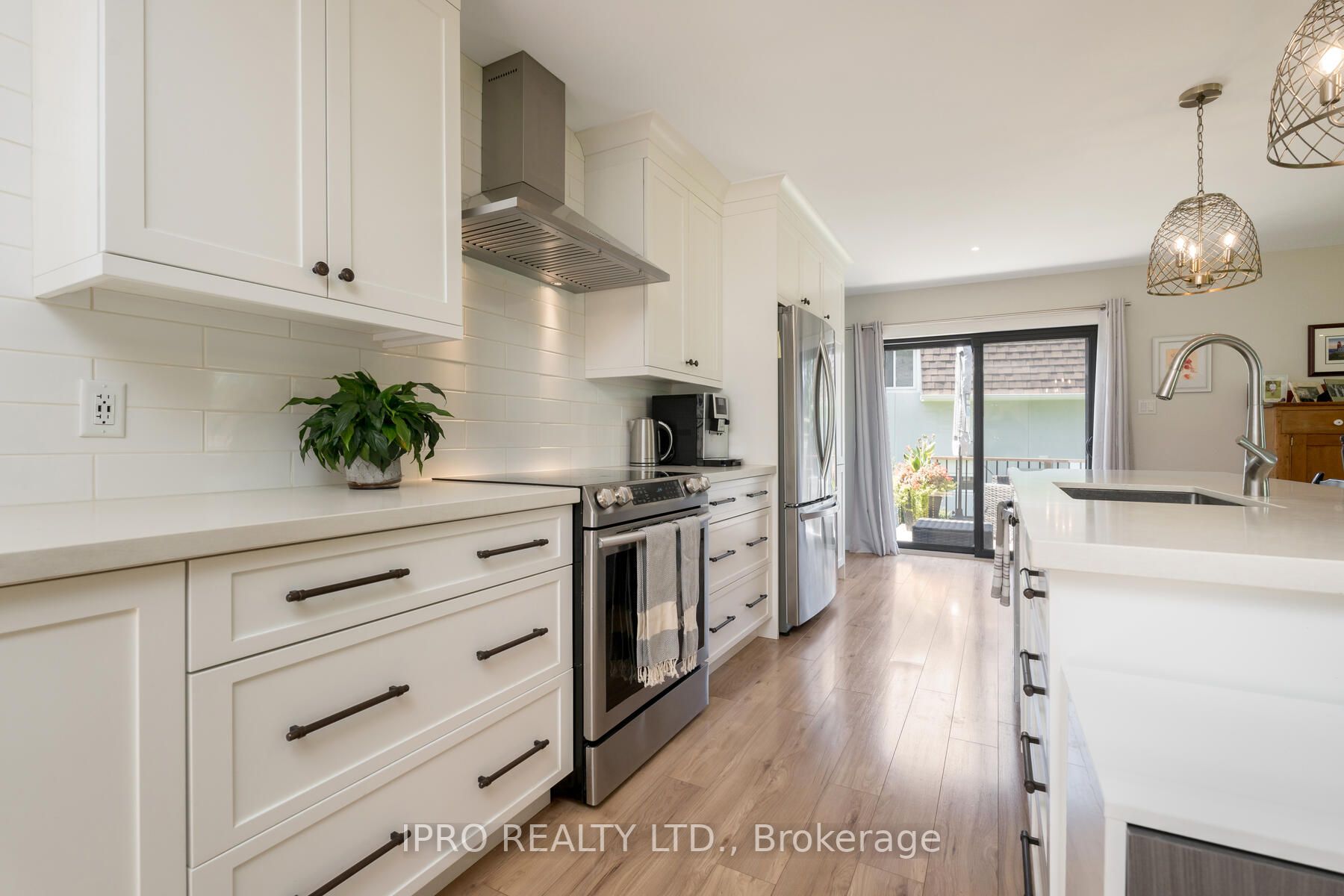 15 Fairview Pl