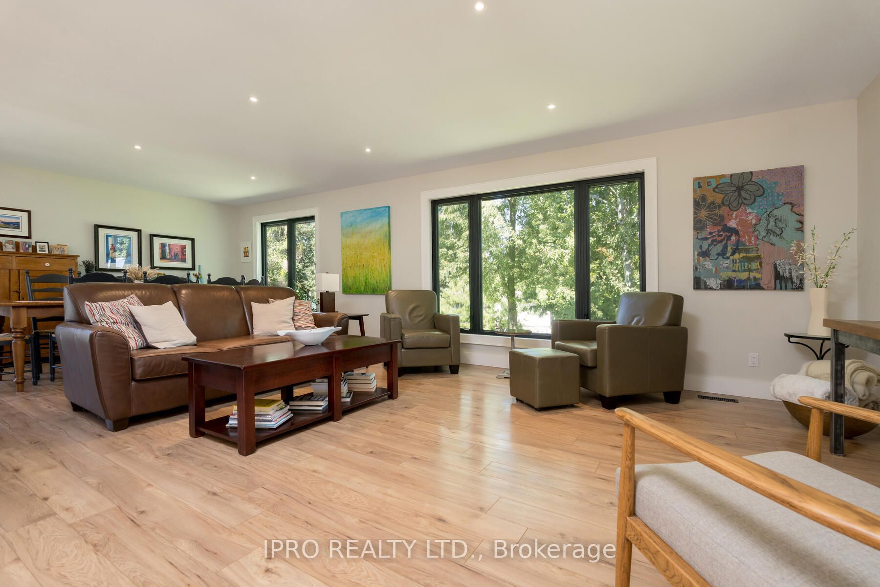 15 Fairview Pl
