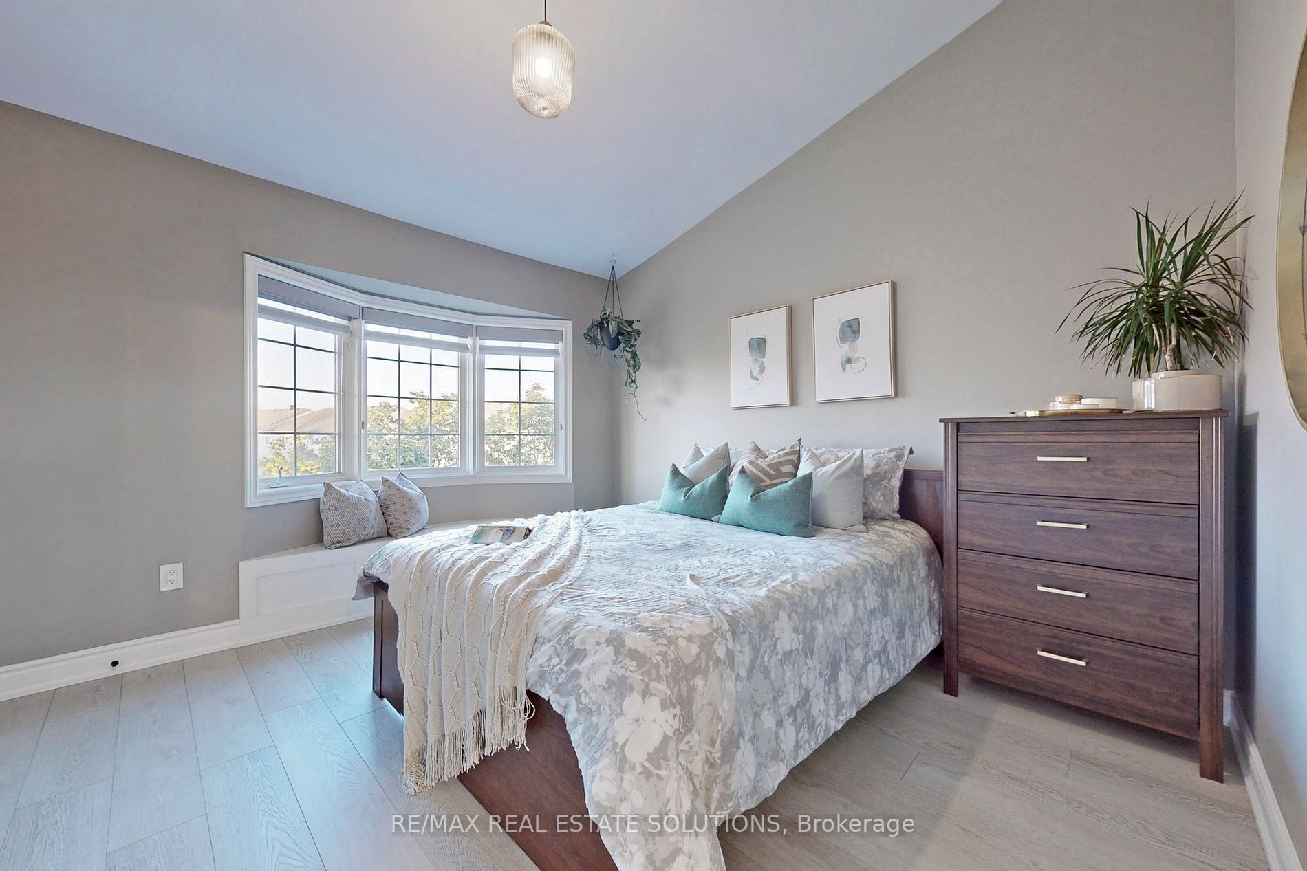 5080 Fairview St, #41