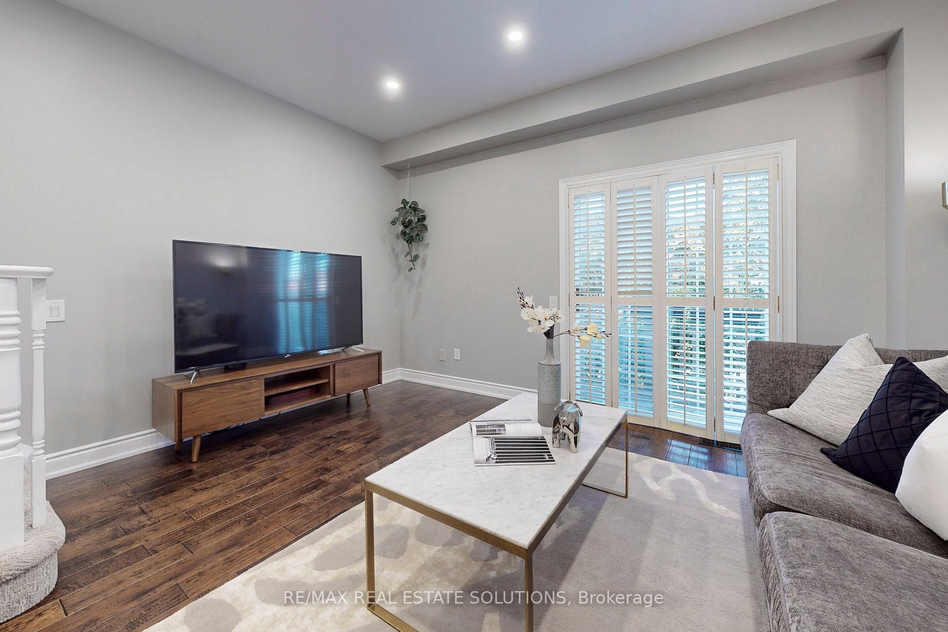 5080 Fairview St, #41