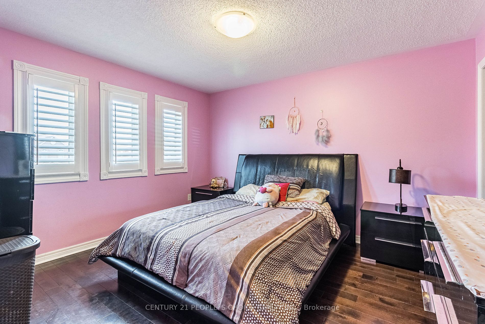 48 Castelli Crt