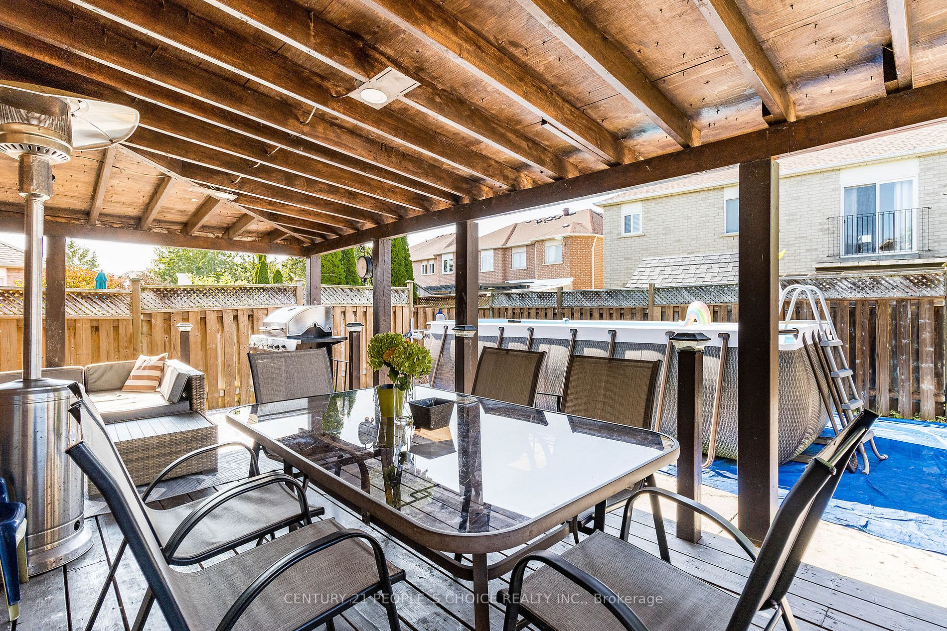 48 Castelli Crt