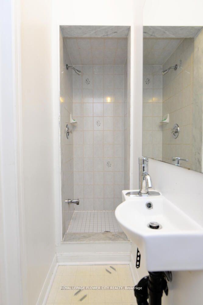 4950 Rathkeale Rd S, #9