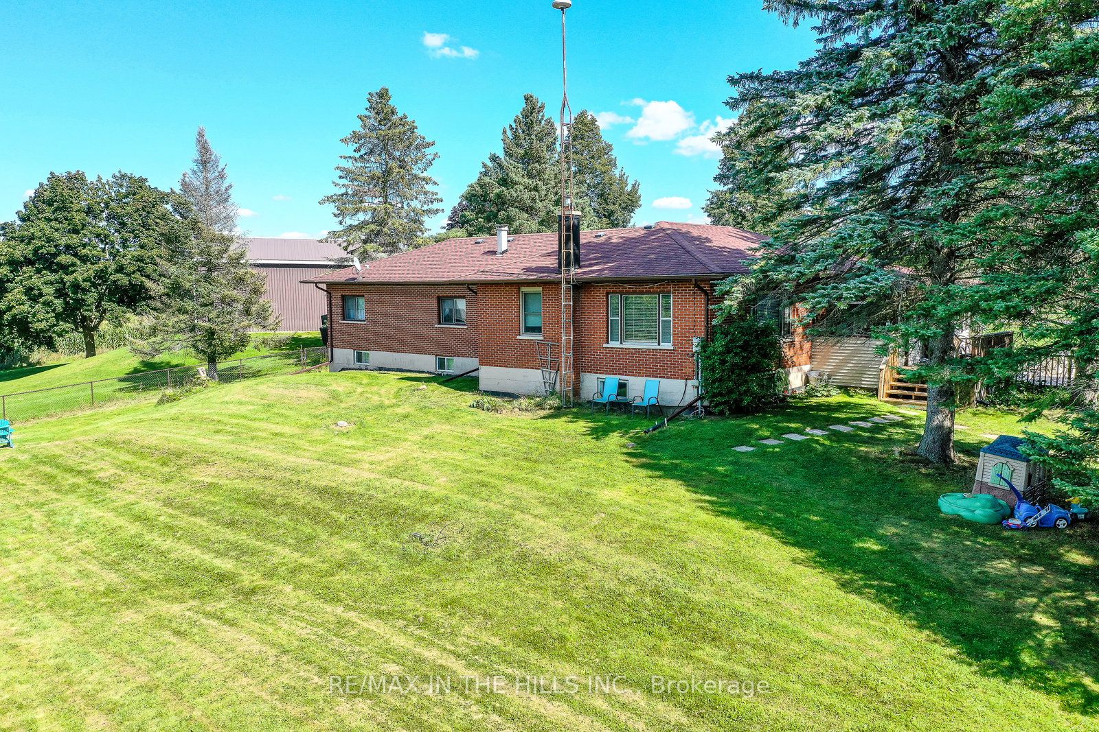 15385 Innis Lake Road