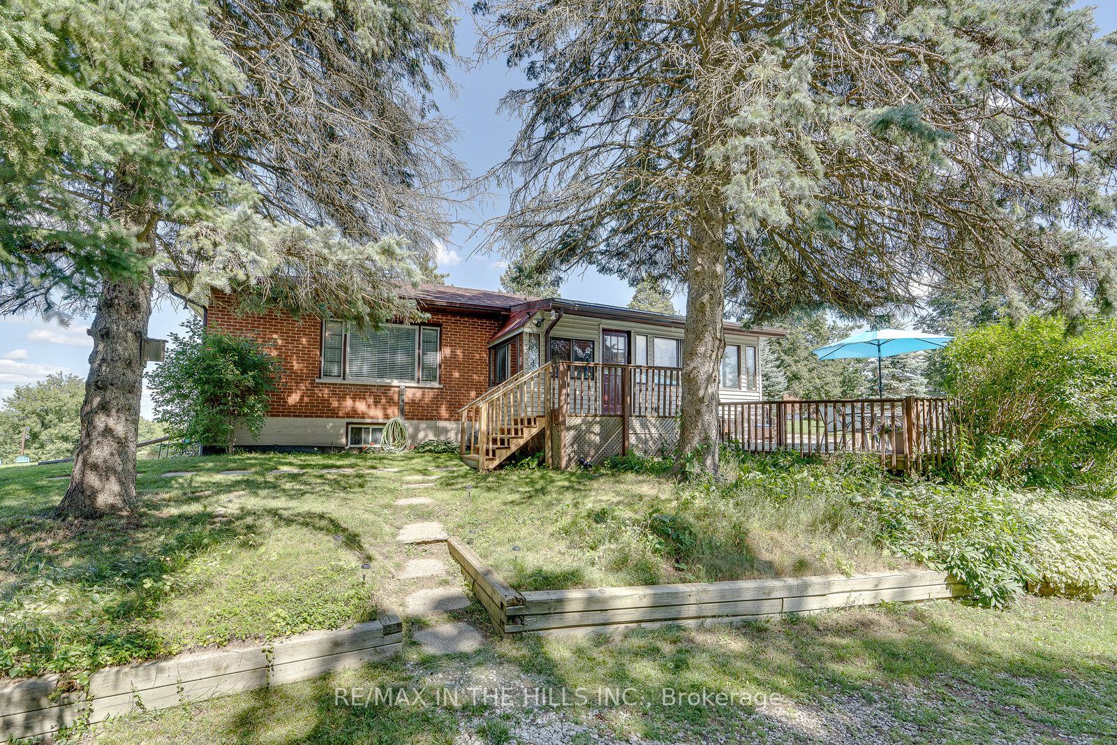 15385 Innis Lake Road