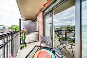 3563 Lake Shore Blvd W, #304