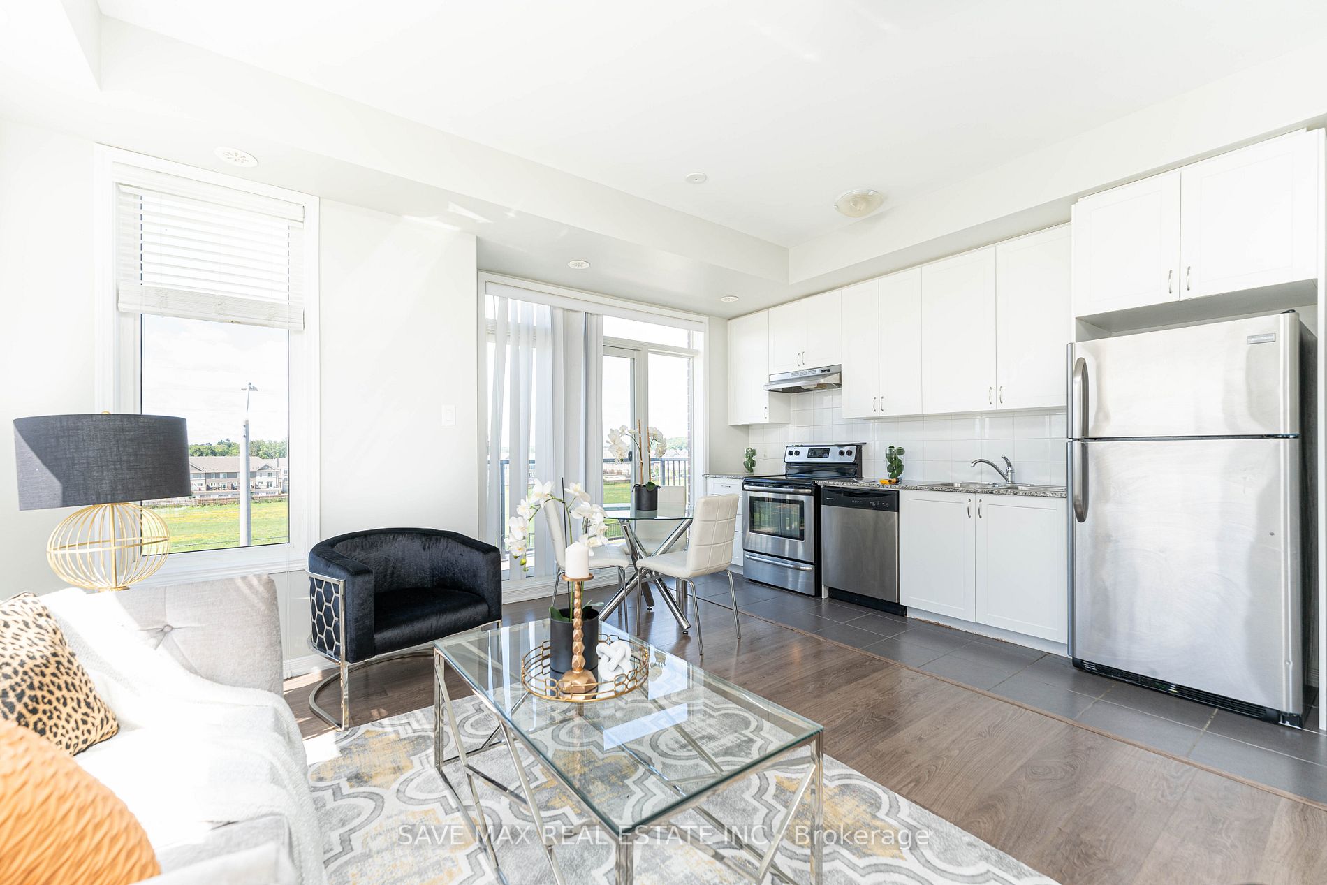 54 Sky Harbour Dr, #404