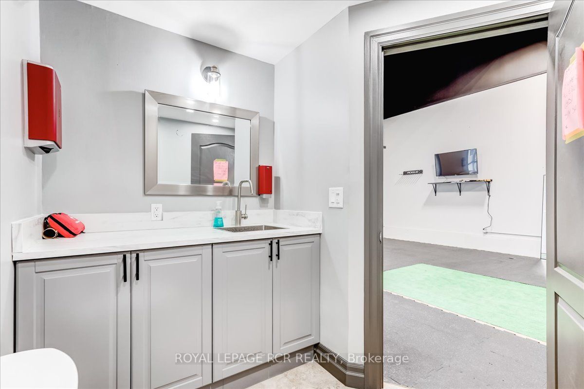 48 Centennial Rd, #8, 22