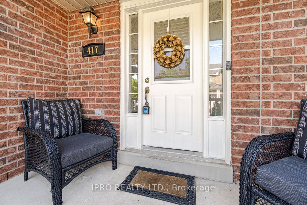 417 Hobbs Crescent
