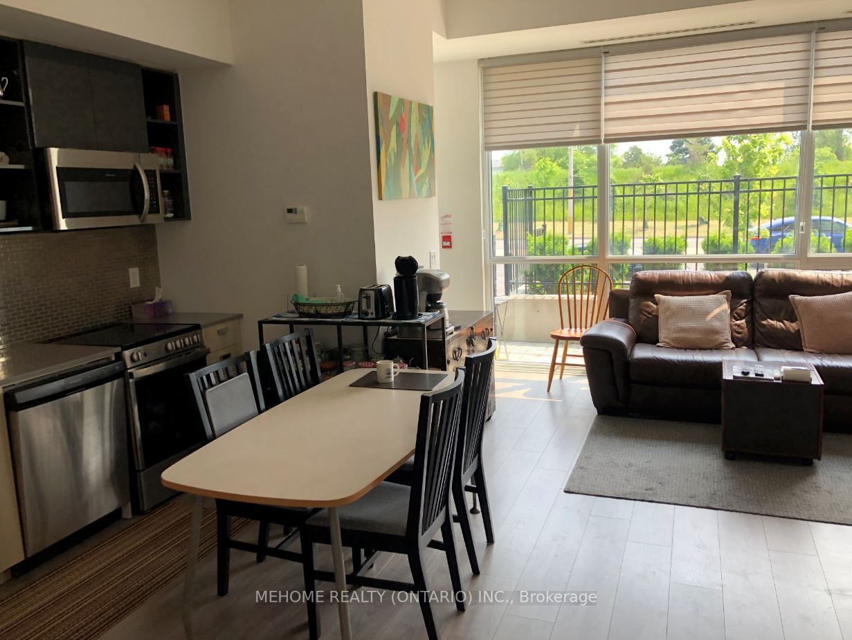 10 De Boers Dr, #Th04