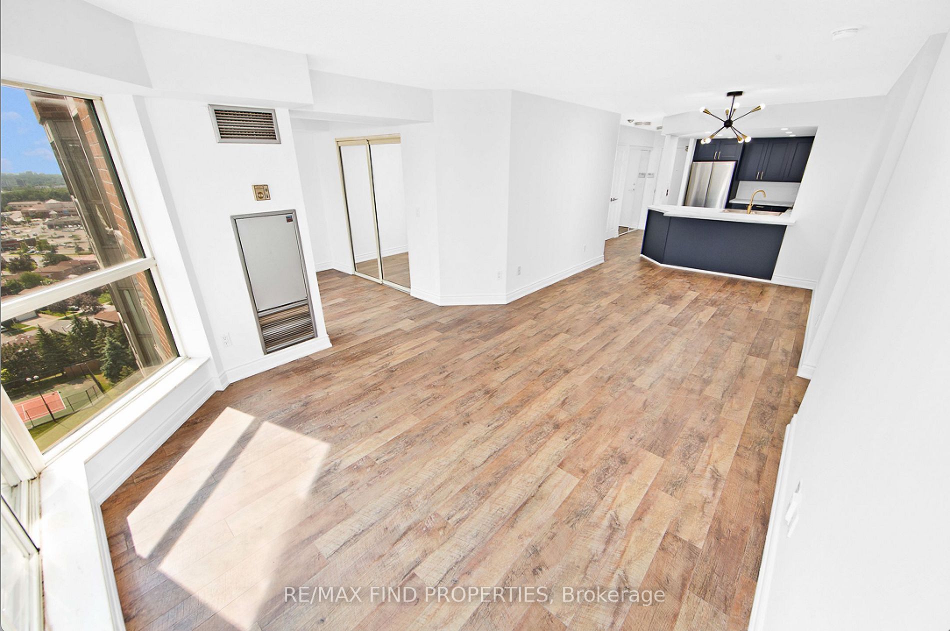 Listing W6783768 - Large Photo # 2