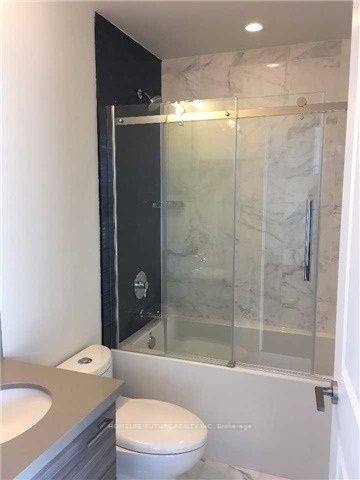33 Shore Breeze Dr, #3301