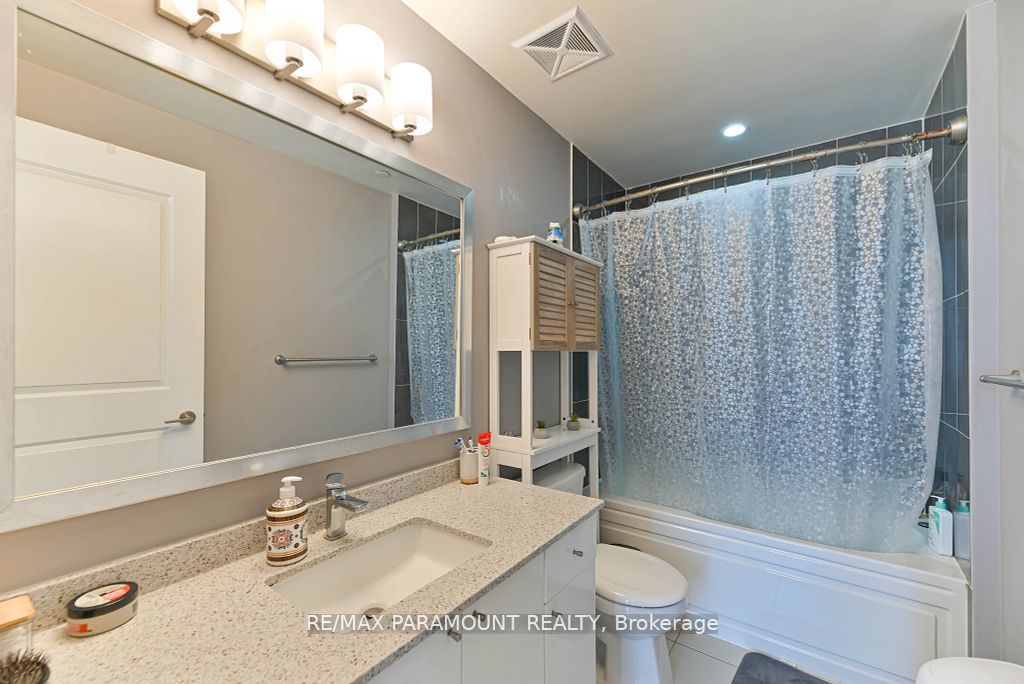 5033 Four Springs Ave, #1117