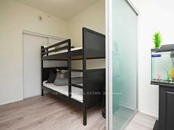 650 Sauve Street, #404