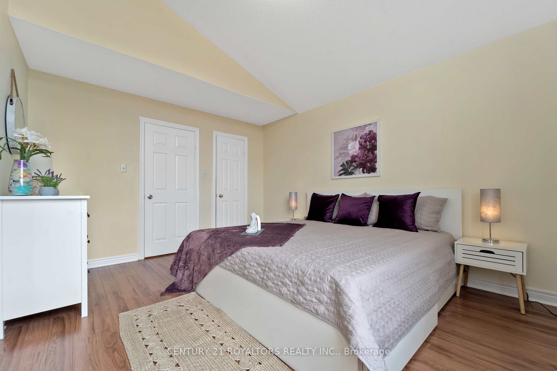 36 Nathaniel Cres
