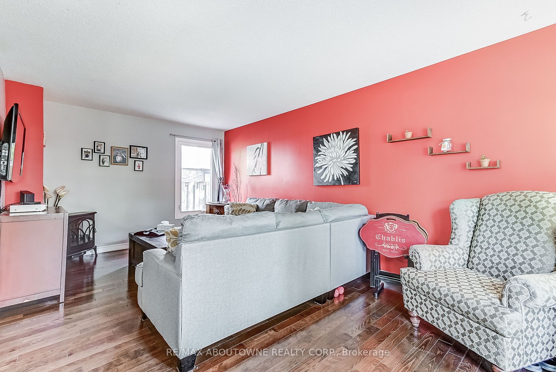 59 Kenninghall Boulevard, #32