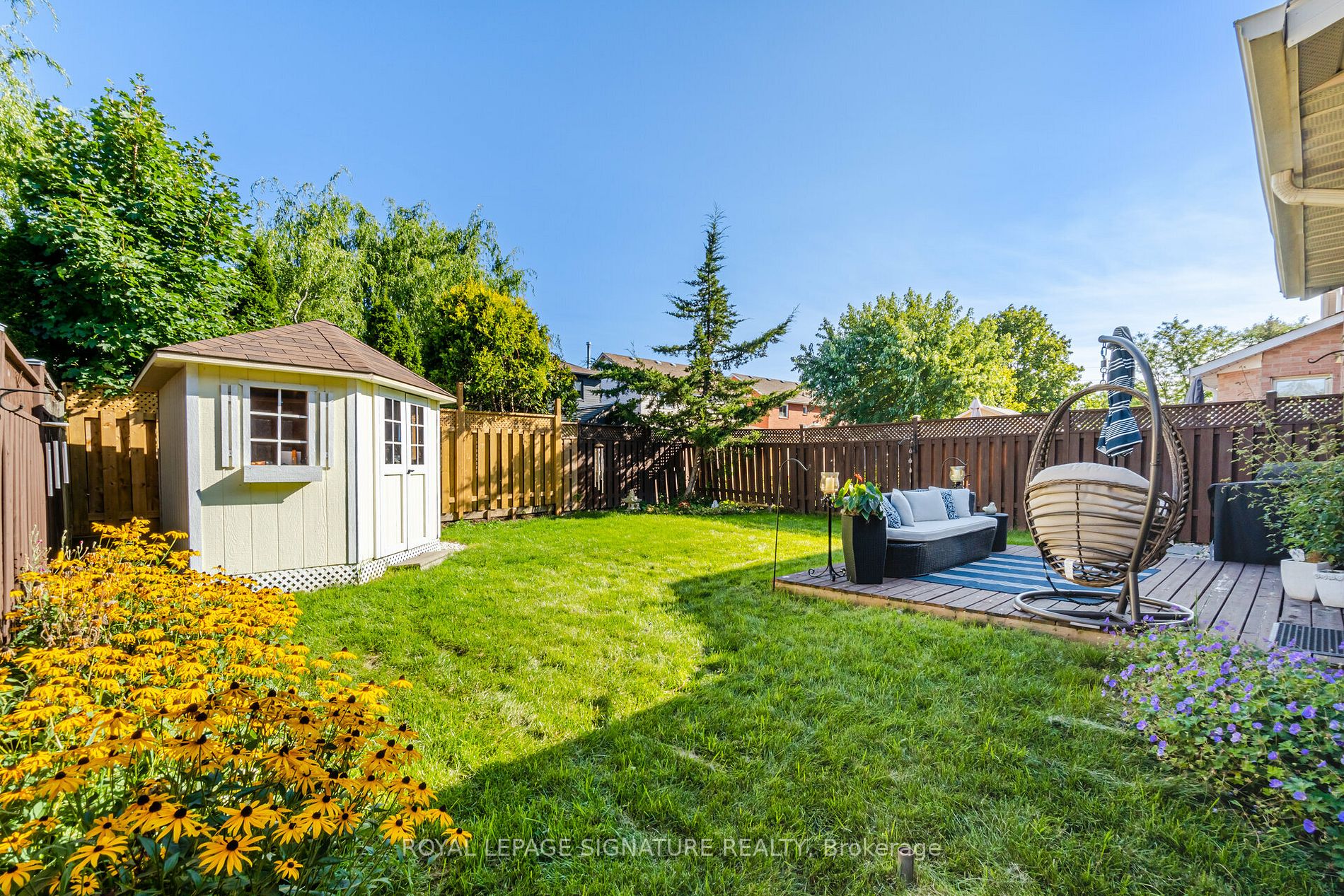 9 Fountainbridge Drive