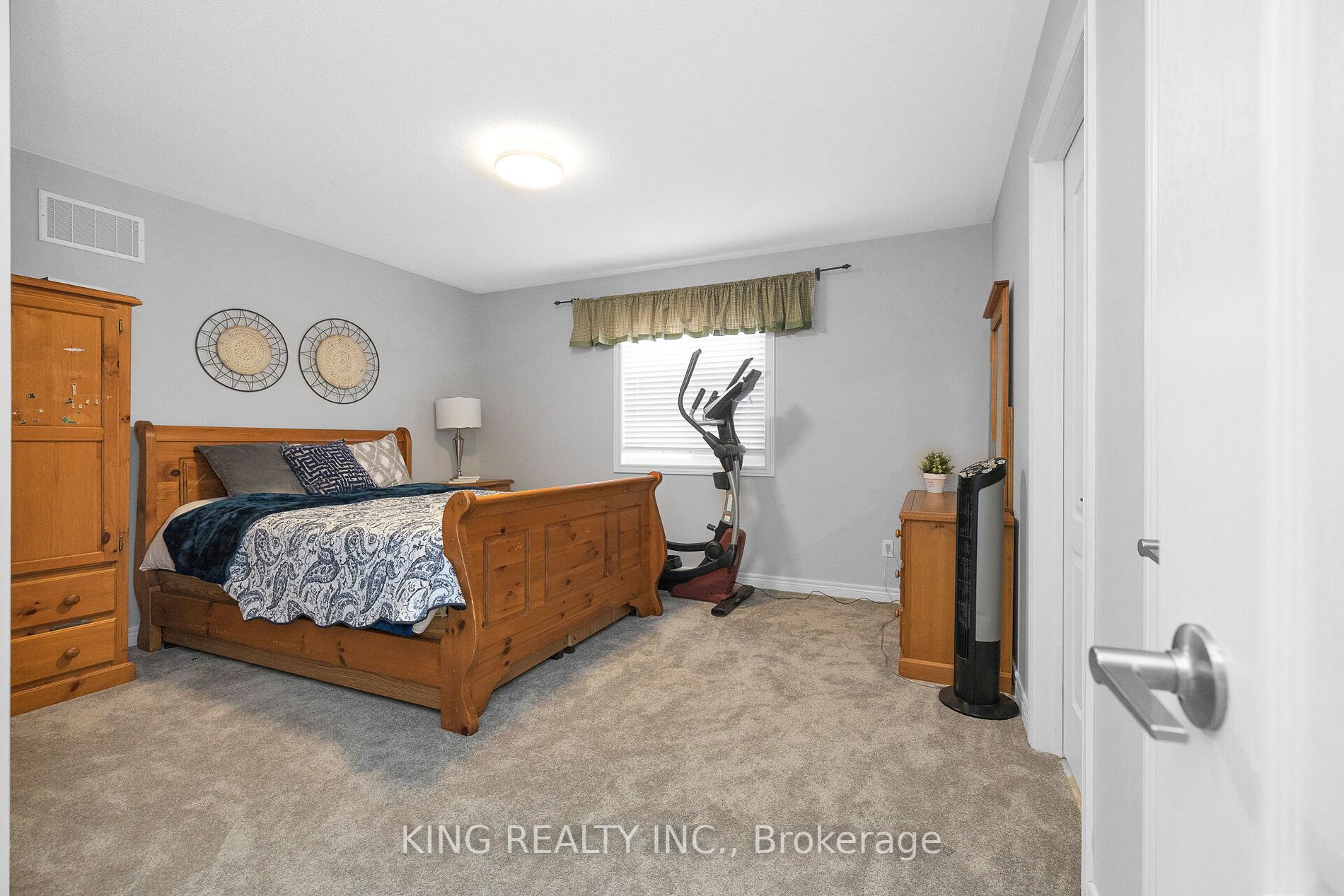 3153 Mission Hill Dr