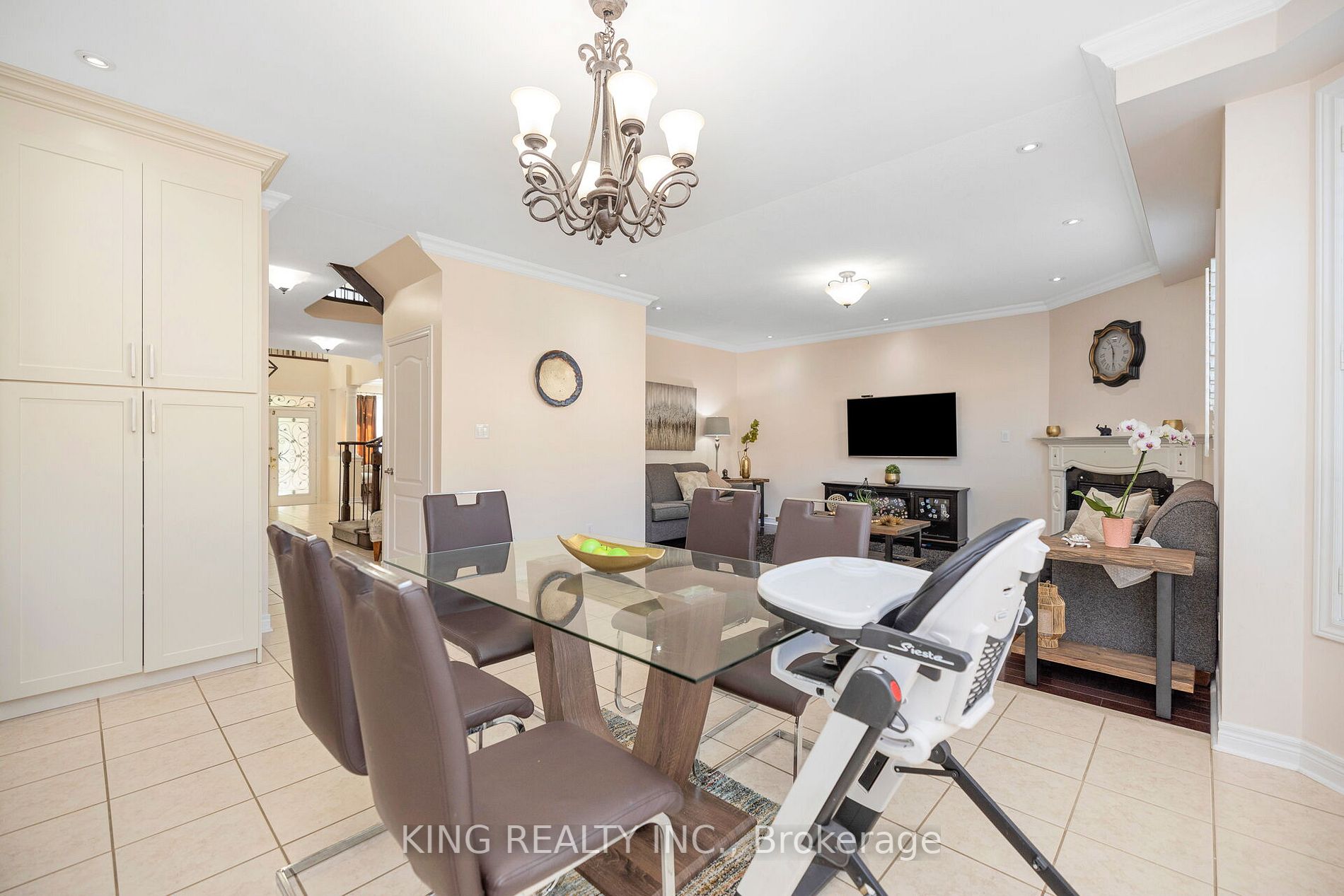 3153 Mission Hill Dr