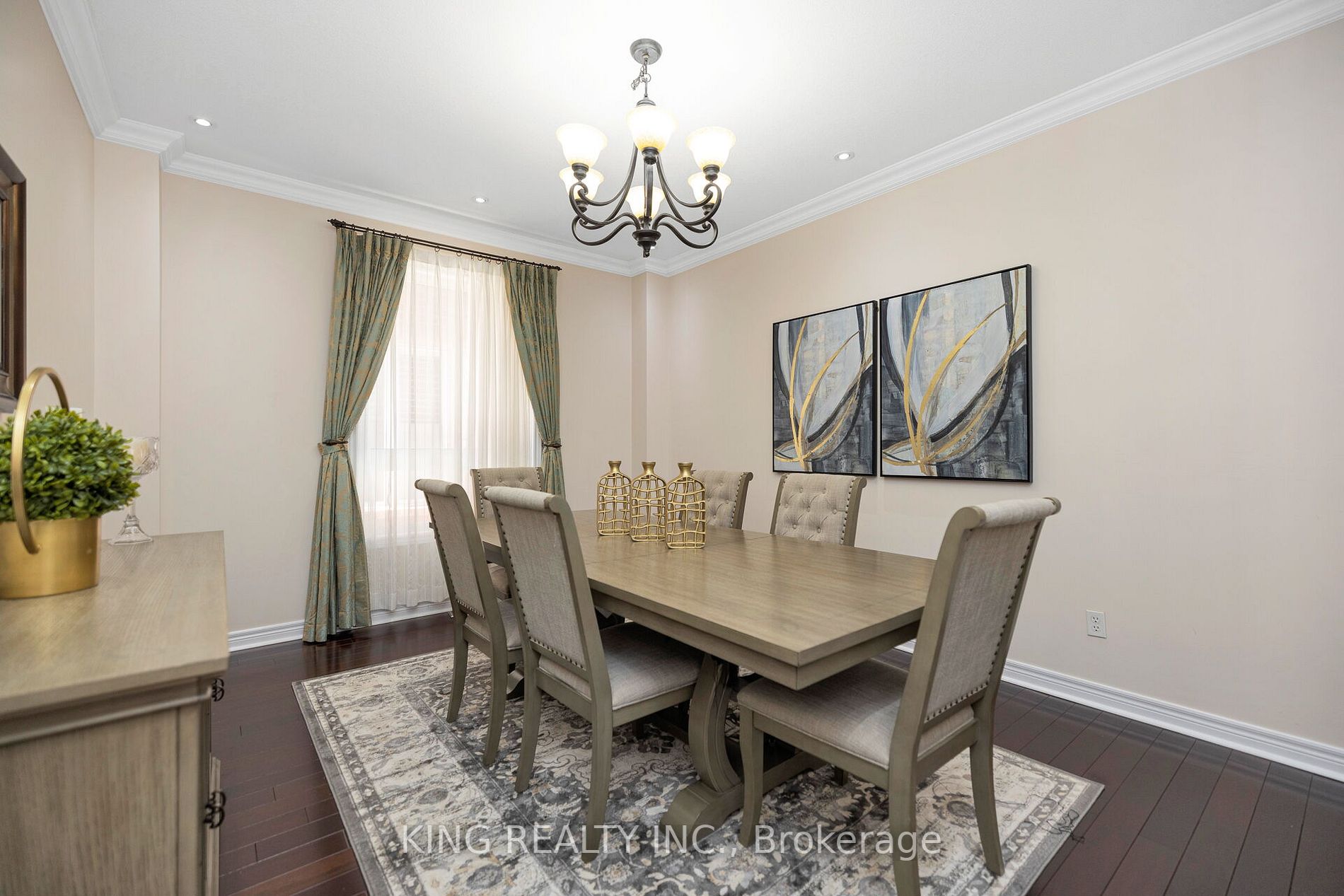 3153 Mission Hill Dr