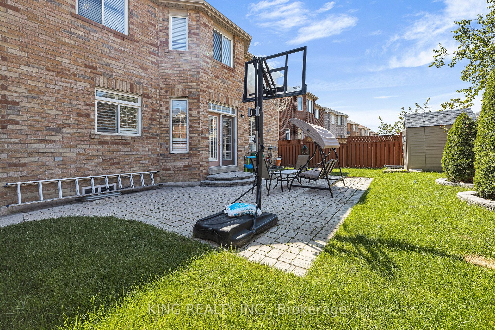 3153 Mission Hill Dr