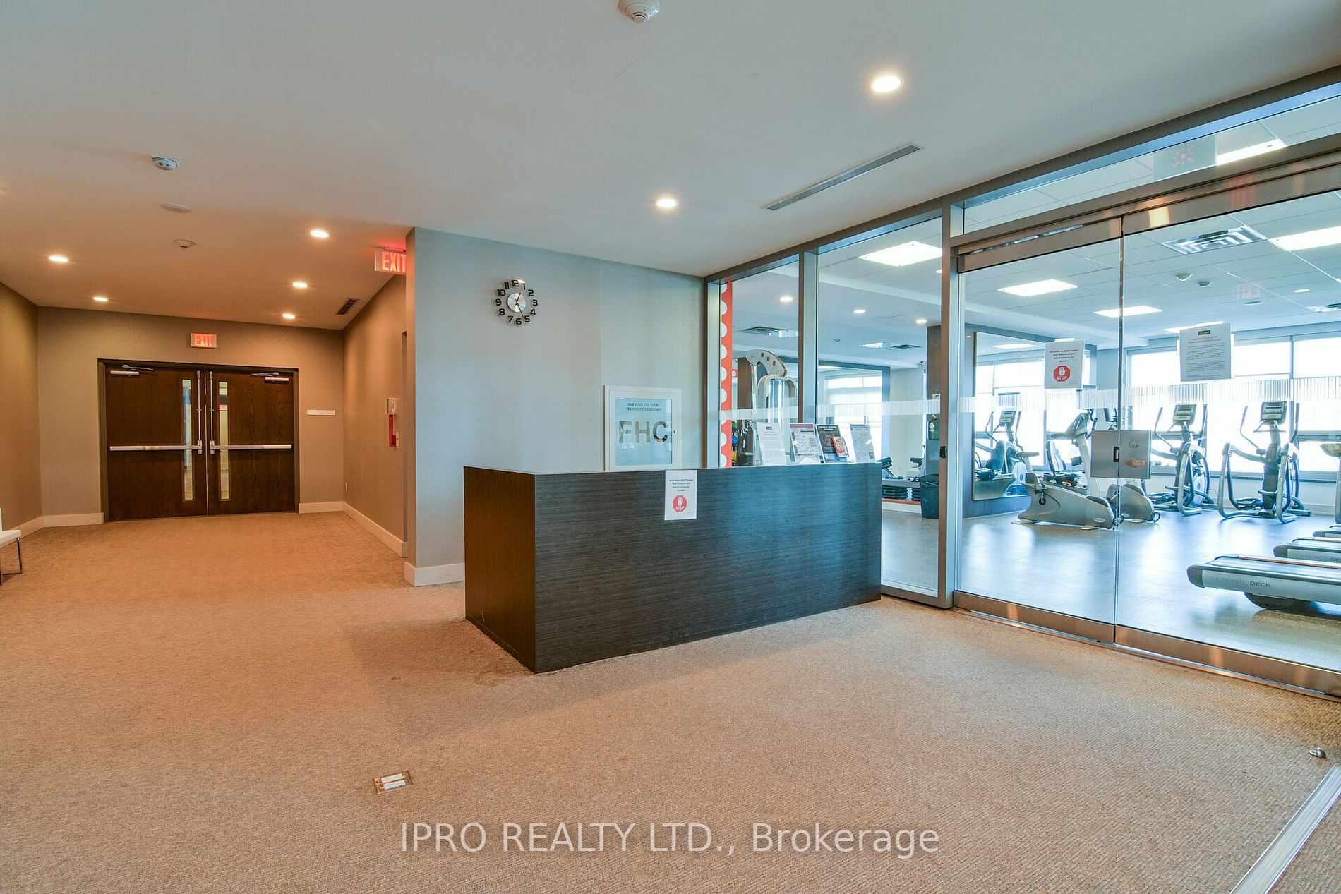 365 Prince Of Wales Drive, #906