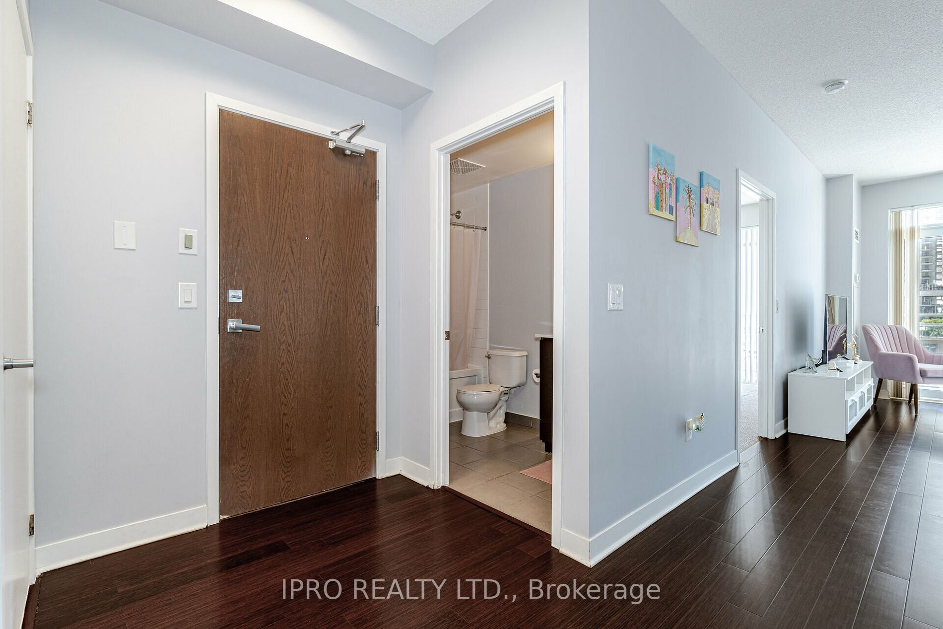 365 Prince Of Wales Drive, #906