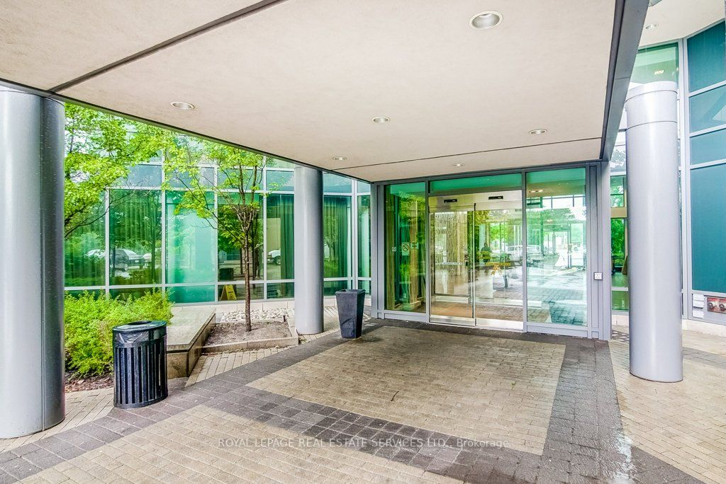 215 Sherway Gardens Rd, #1208