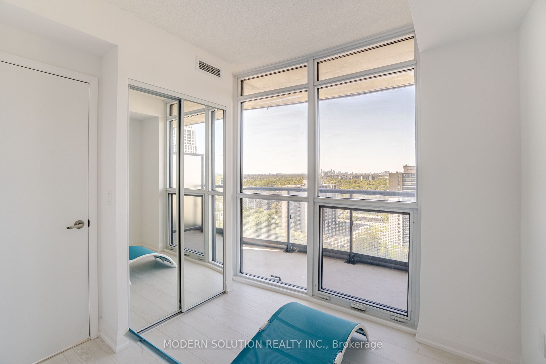 30 Gibbs Rd, #1709