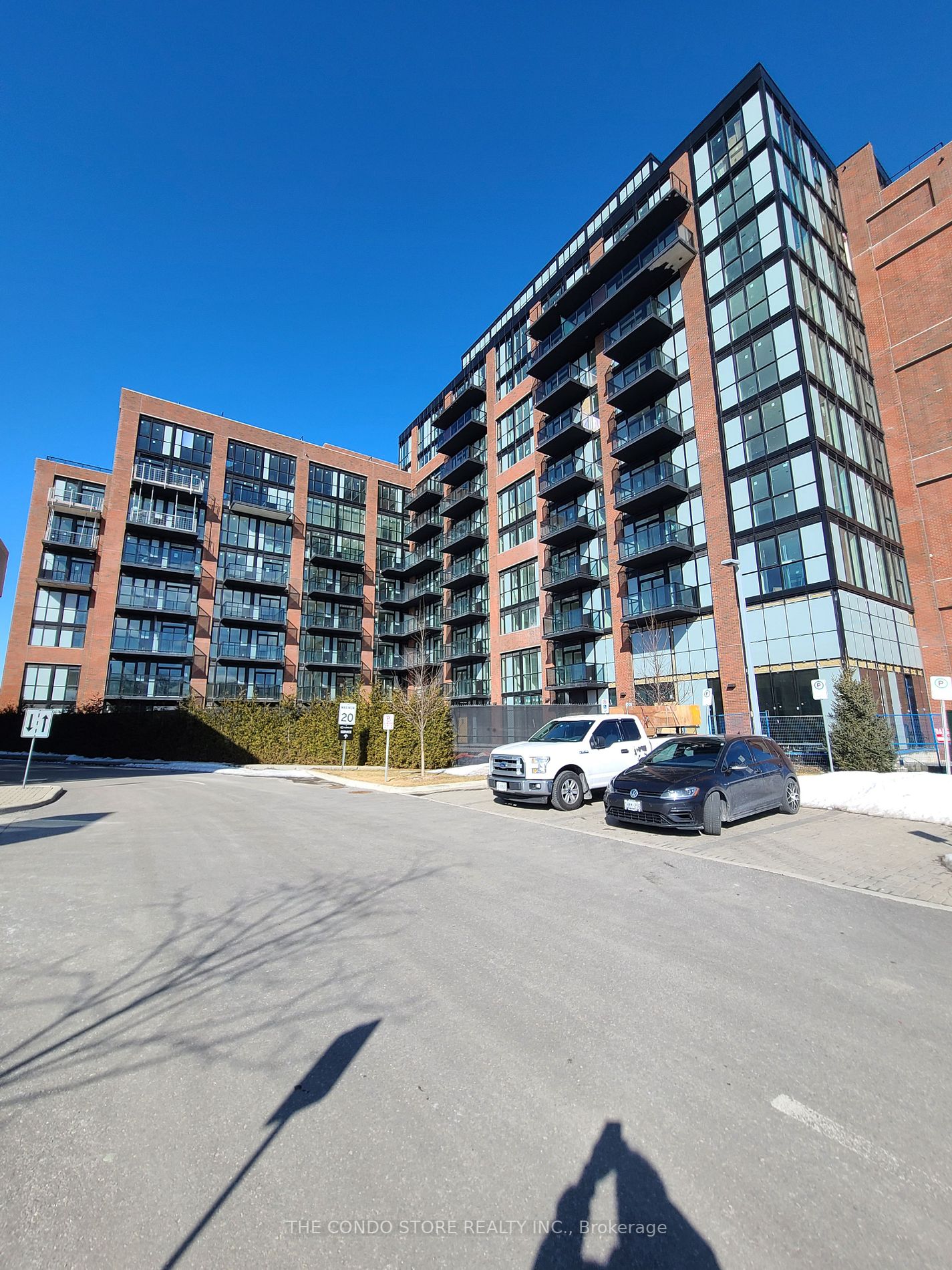 2300 St. Clair Ave W, #319