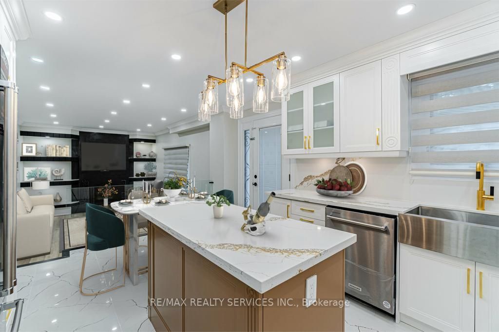 1 Oldham Cres