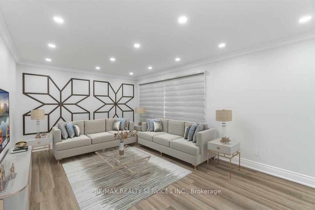 1 Oldham Cres