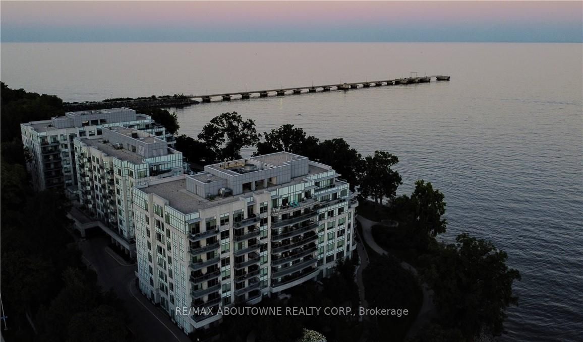 3500 Lakeshore Road W, #321