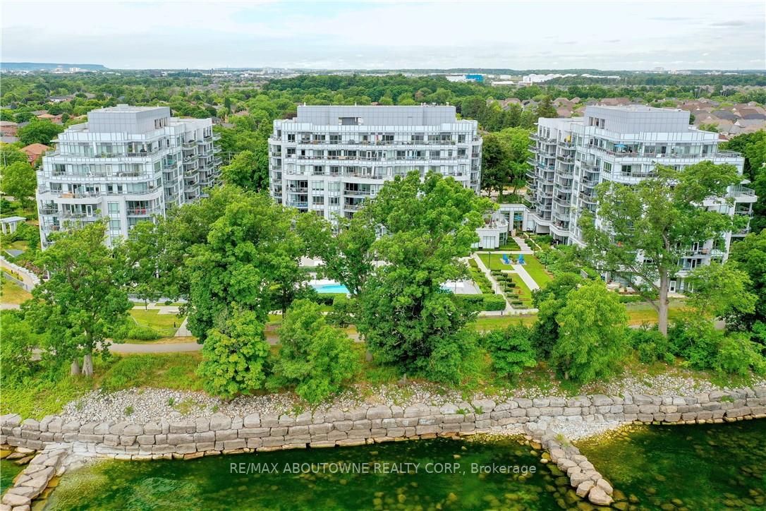 3500 Lakeshore Road W, #321